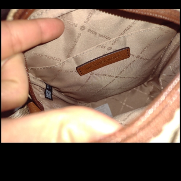 MICHAEL KORS CROSSBODY BAG BROWN/GOLD SIGNATURE - Picture 4 of 6